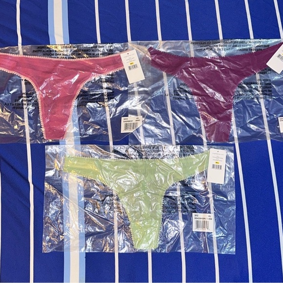 NWOT On Gossamer Mesh Hip G Size M/L Thong - Lot of 3 - Picture 1 of 6